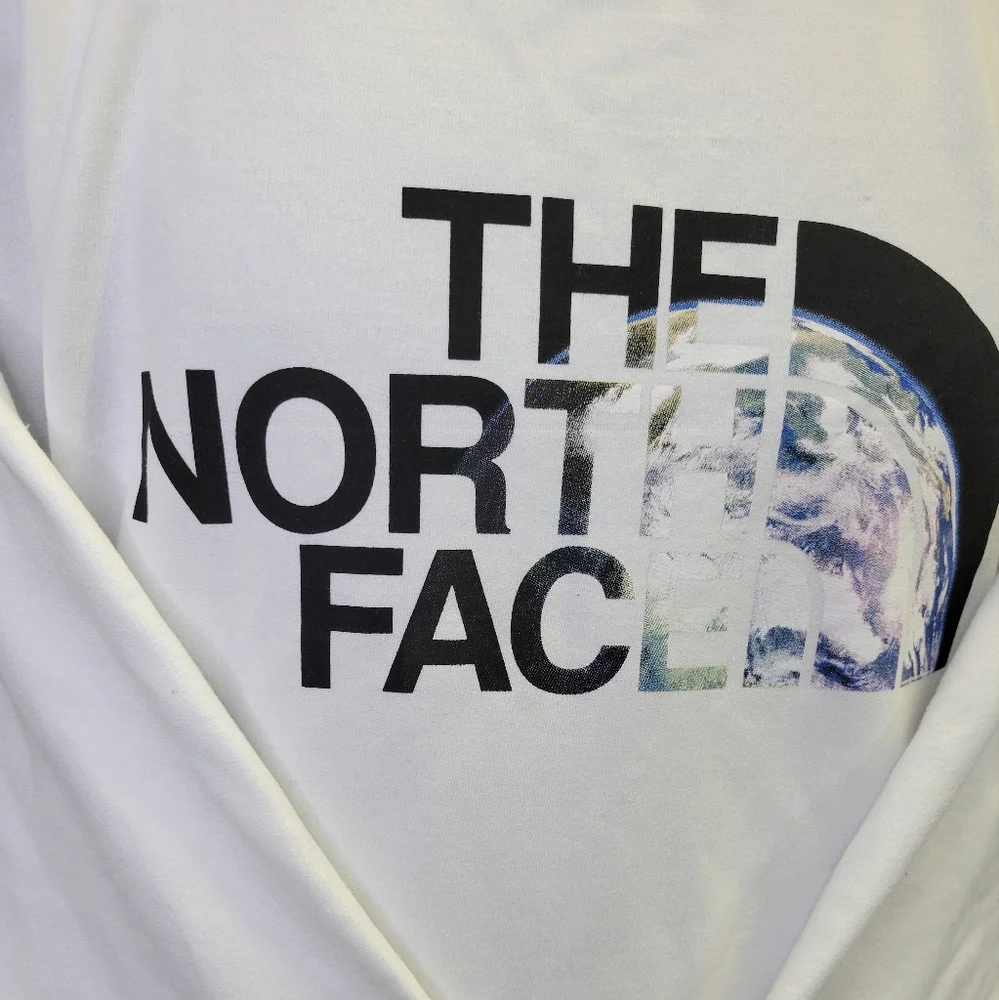 The North Face White Earth Day Crewneck Raglan Sweatshirt sz XXL NWT